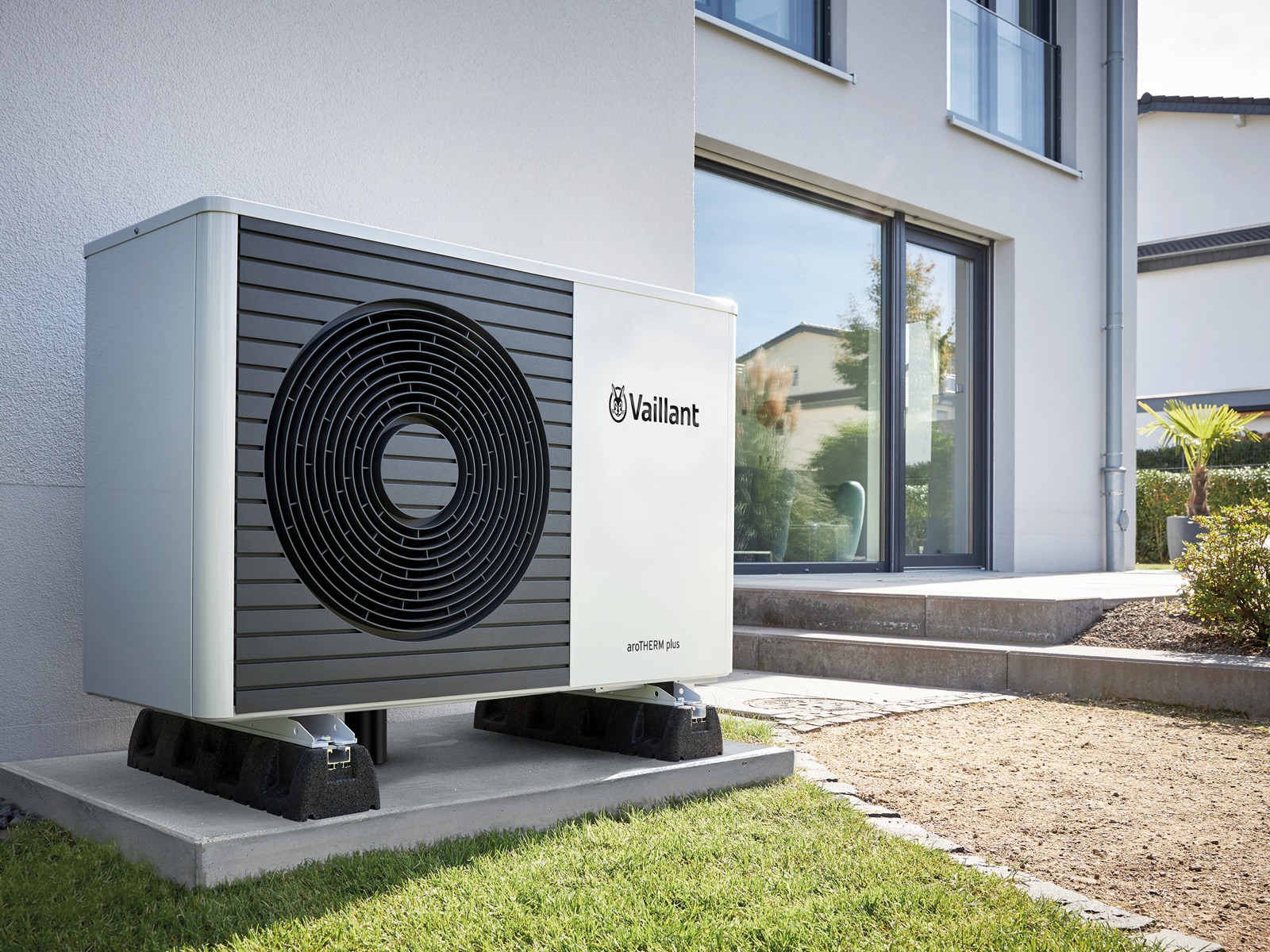 Vaillant Wärmepumpe – elektrisch angeschlossen
